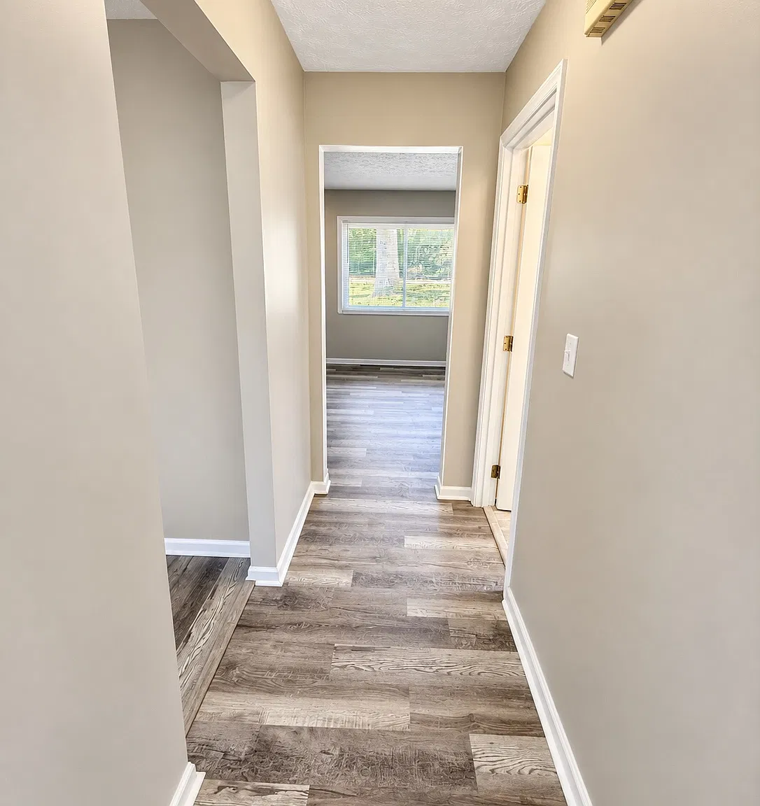 2 bed, 1408 sqft, $1,495 — Photo 4