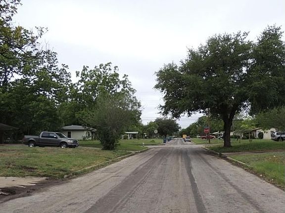 3rd image of 259 Charcliff Dr