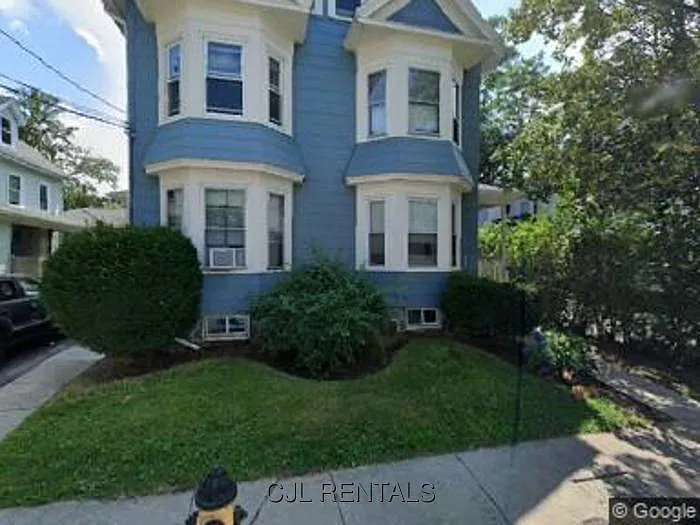 107 Chestnut St #2 — Photo 1