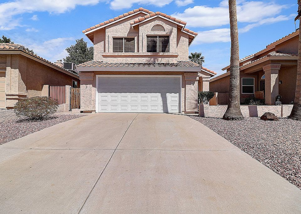 1st image of 4068 E Mountain Vista Dr
