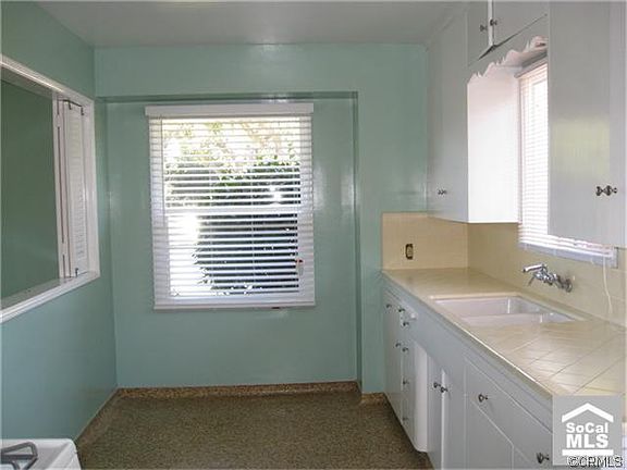 5th image of 1236 W Santa Clara Ave