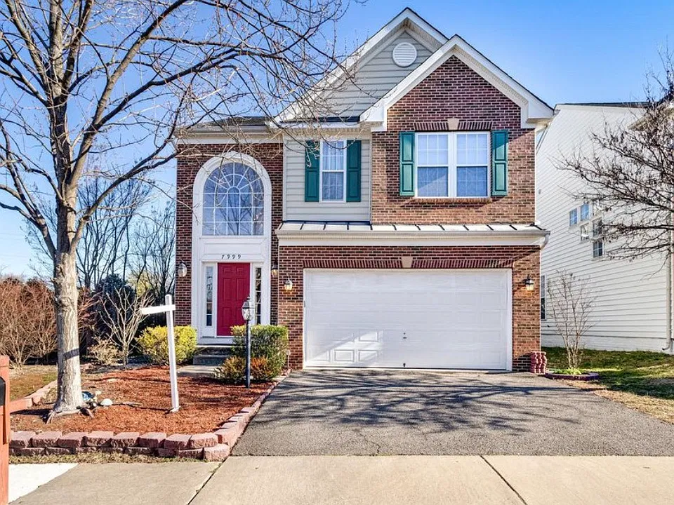 7999 Almeda Ct