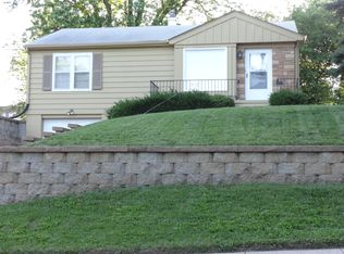 6606 N 37th St, Omaha, NE 68112