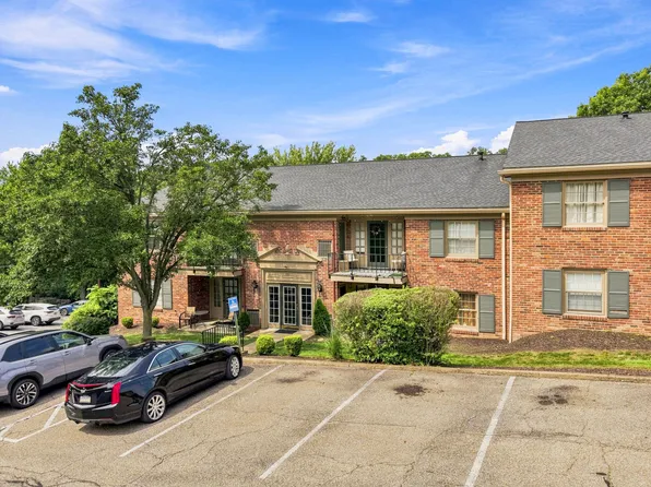 950 Margarite Dr APT J, Pittsburgh, PA 15216