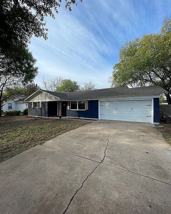 1st image of 2409 Elizabeth Dr