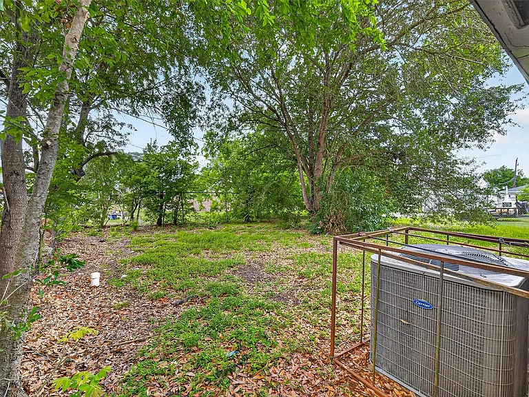 4118 Sunflower St — Photo 31