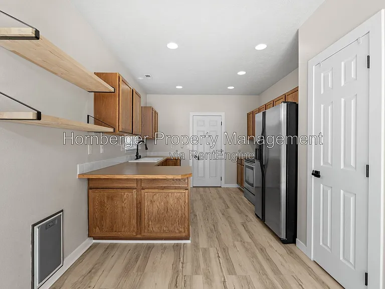 12421 W 4th Ave — Photo 9