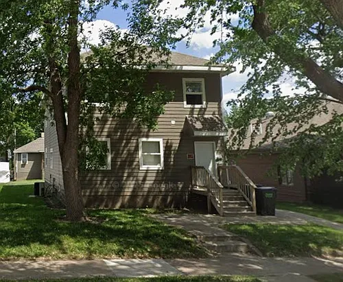 208 S Duluth Ave #1 Photo 1