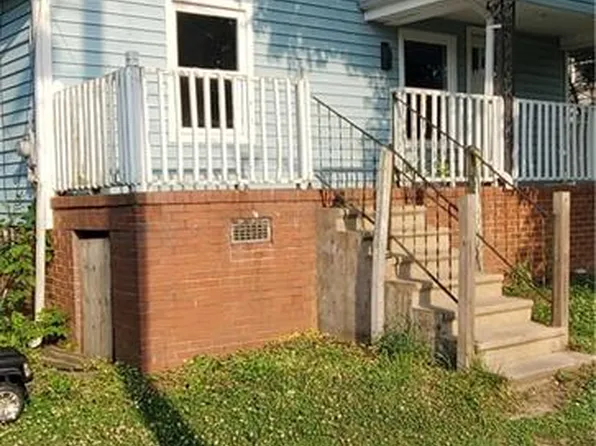 1018 Rauhut St, Burlington, NC 27217