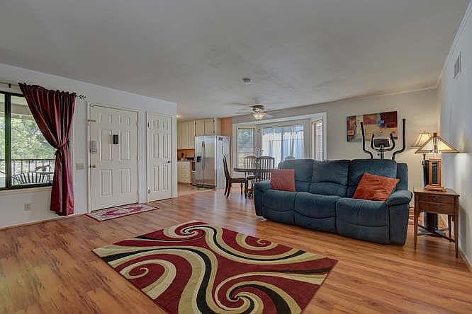 1st image of 181 Kenbrook Cir