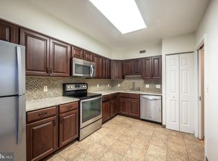 5501 Seminary Rd APT 113S, Falls Church, VA 22041