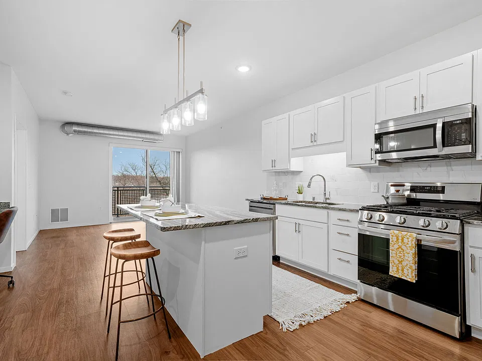 Northlake Lofts