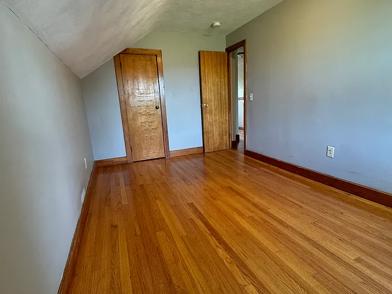 174 Russell St — Photo 22