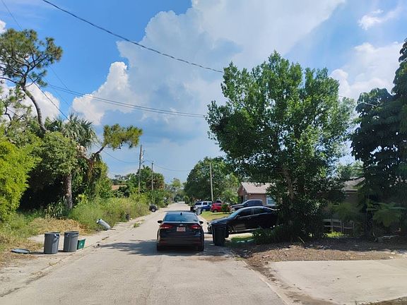 5th image of 2200 Dolarway St