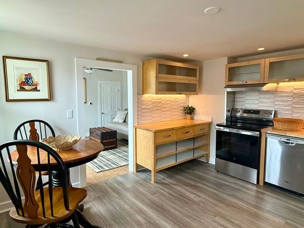6 Charles St #300-242