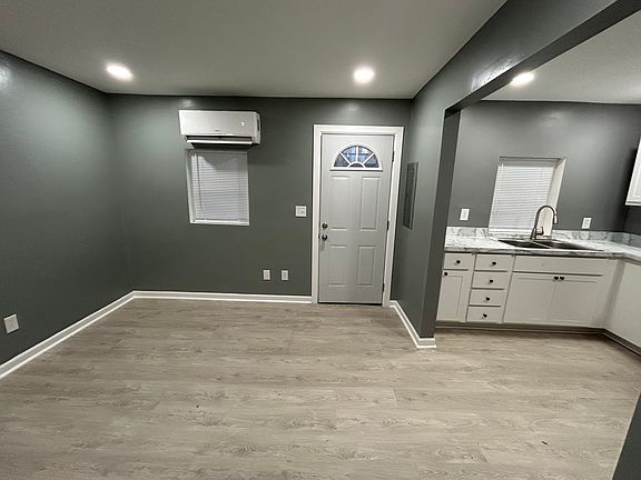 3rd image of 2917 W Virginia St APT B