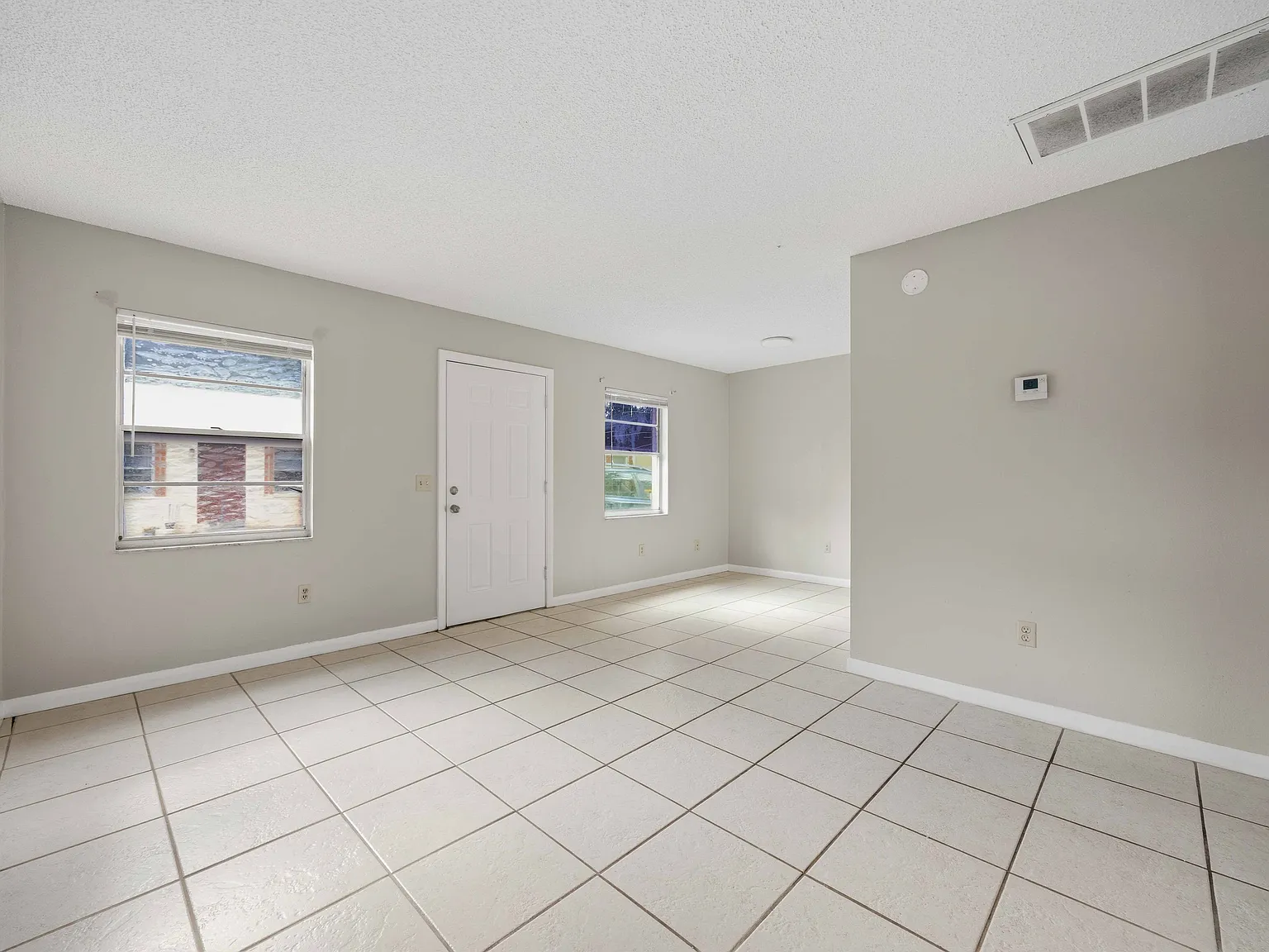 1 bed, 675 sqft, $895 — Photo 3