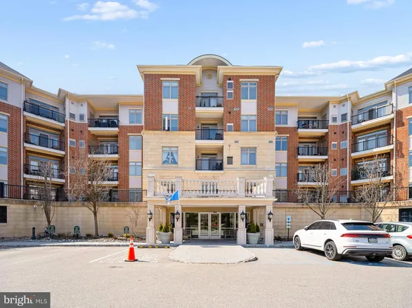 327 Carson Ter #327, Huntingdon Valley, PA 19006