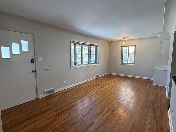 2nd image of 1658 Rosemary St