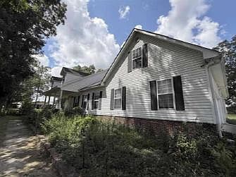 3rd image of 37 Blue Springs Rd