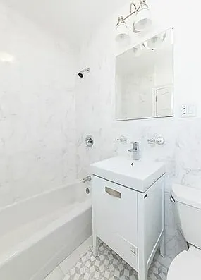 749 9th Ave #405 — Photo 6