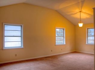 938 Caniff Pl, Columbus, OH 43221