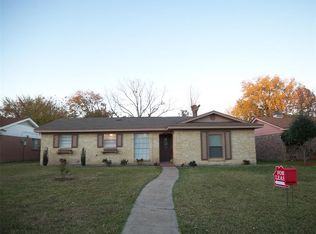 821 Greencove Dr, Garland, TX 75040