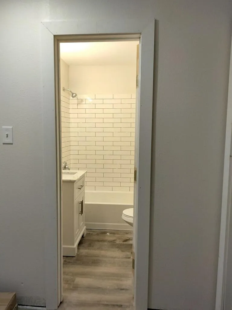 3 bed, 1204 sqft, $1,850 — Photo 2
