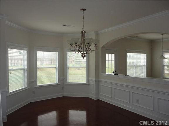 4th image of 14417 Waterlyn Dr Unit 103