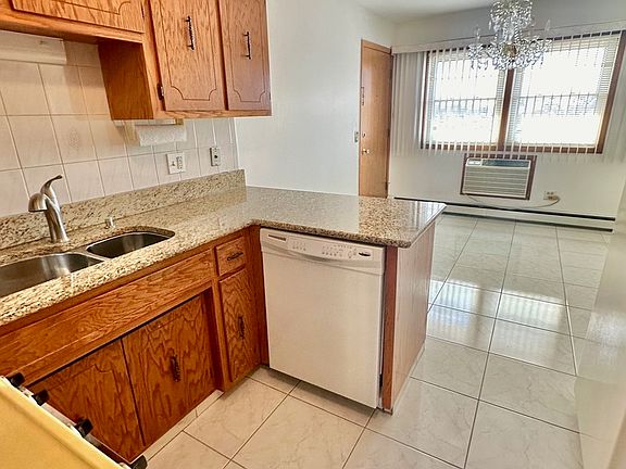 5th image of 3150 N Neva Ave APT 3A