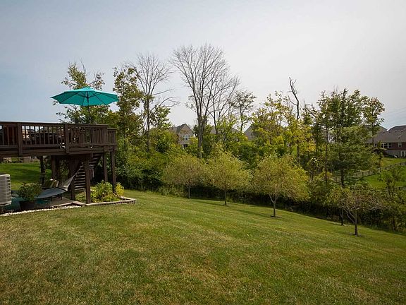 3rd image of 3927 Sherbourne Dr