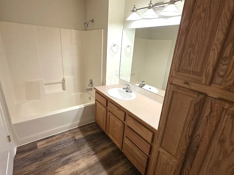 2940 Matt Dr — Photo 11