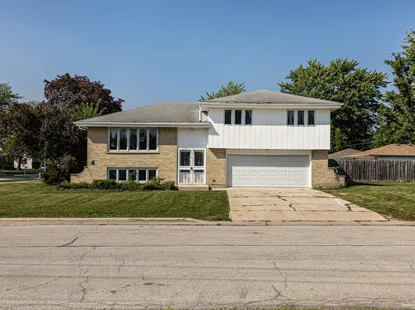 7553 S Oketo Ave, Bridgeview, IL 60455