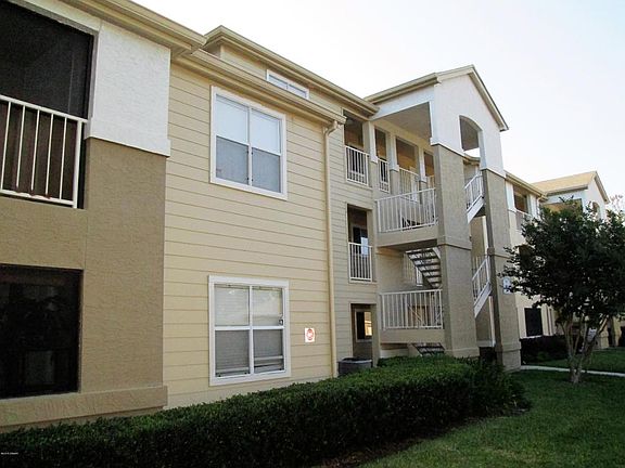 2nd image of 7 Arbor Club Dr Unit 212
