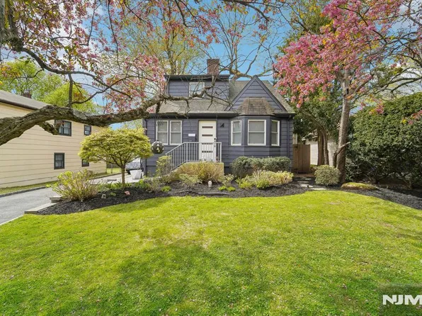 120 Gordon Avenue, Tenafly, NJ 07670