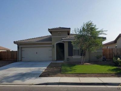230 Hammersmith Dr, Bakersfield, CA, 93314