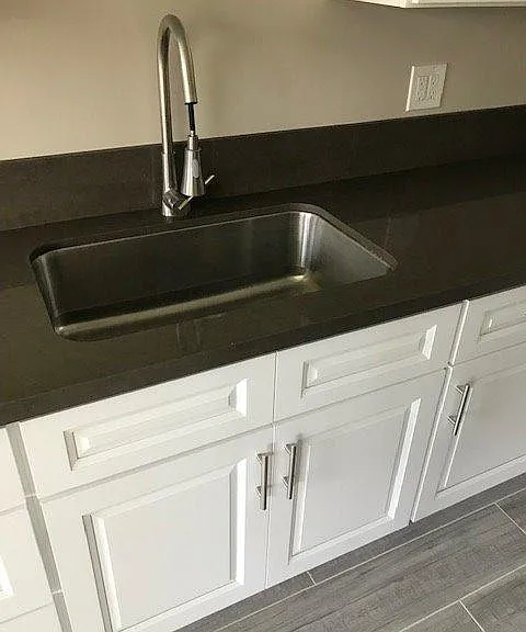 400 N Maple Ave #9 — Photo 7