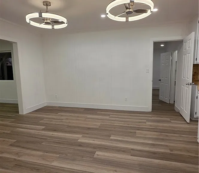 18224 Chatsworth St — Photo 14