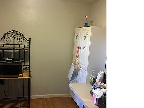 2nd image of 259 N Capitol Ave Unit 162