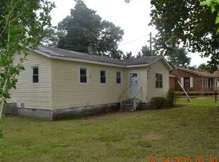 12488 White House Rd, Smithfield, VA 23430