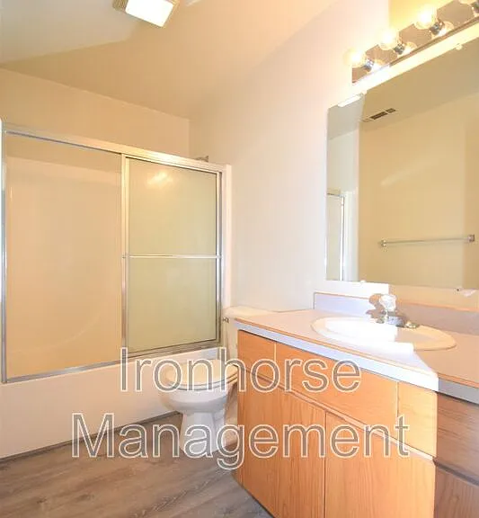 509 N Hunters Way — Photo 12