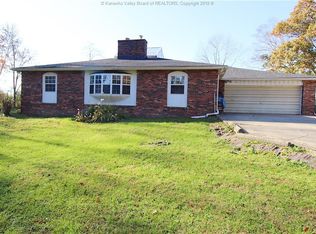 108 Raymond Dr, Scott Depot, WV 25560