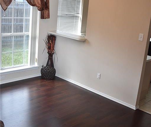 4th image of 2407 Creek Crossing Ct