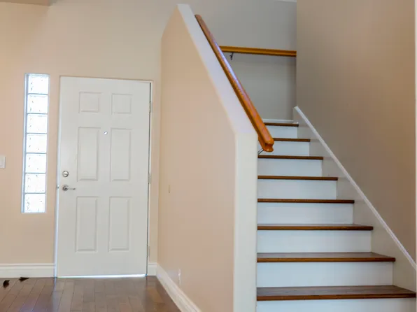 529 S Bandini St, San Pedro, CA 90731