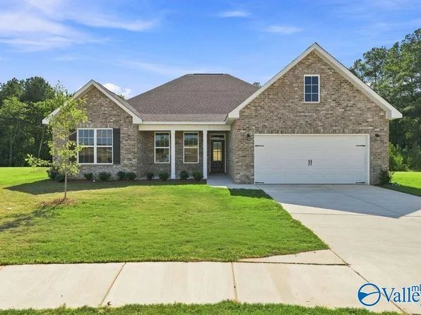 909 Ronnie Dr, Hartselle, AL 35640