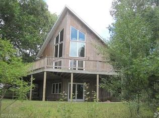 11706 Dick Rd, Greenville, MI 48838