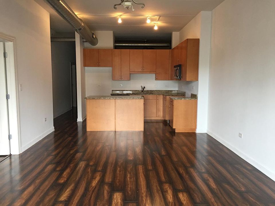 Living Area 1