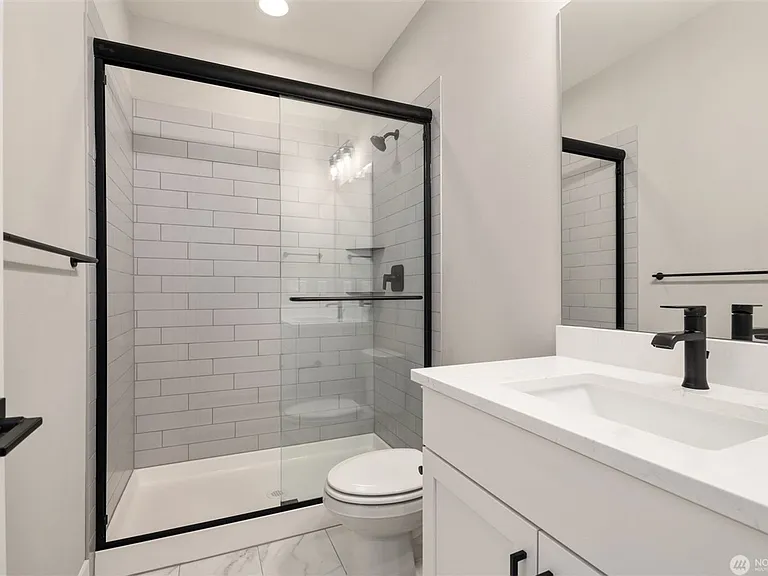 7585 S 130th Pl — Photo 1