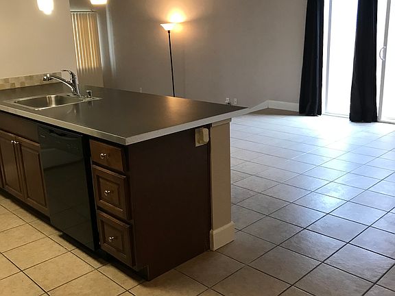 4th image of 10158 Crawford Way