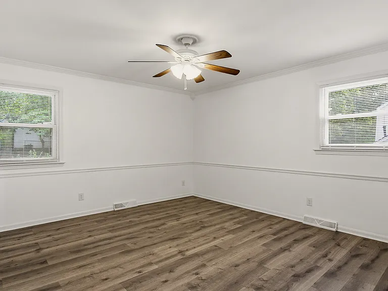 207 Leland Dr — Photo 20